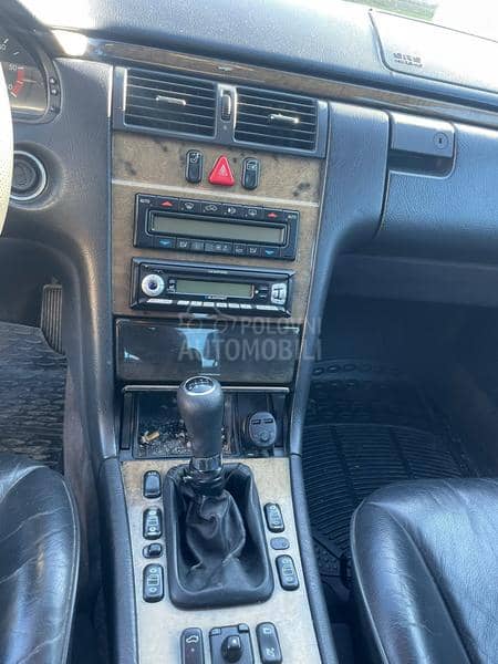 Mercedes Benz E 250 