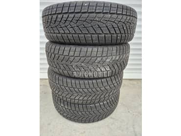 Goodyear 225/60 R18 Zimska