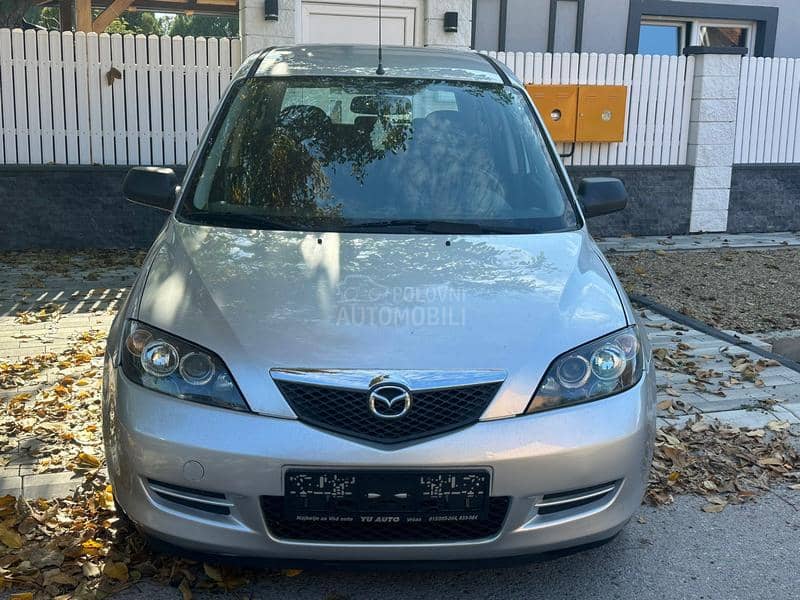 Mazda 2 Toop