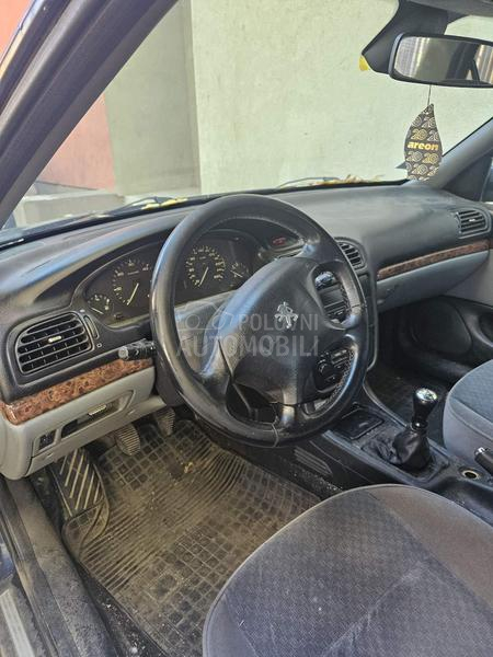 Peugeot 406 