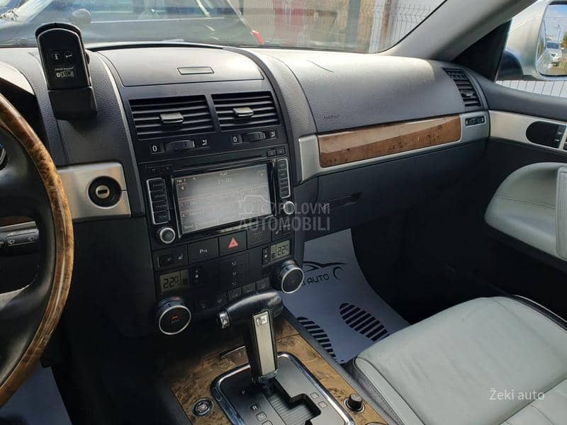 Volkswagen Touareg 3.0TDI INDIVIDUAL CH