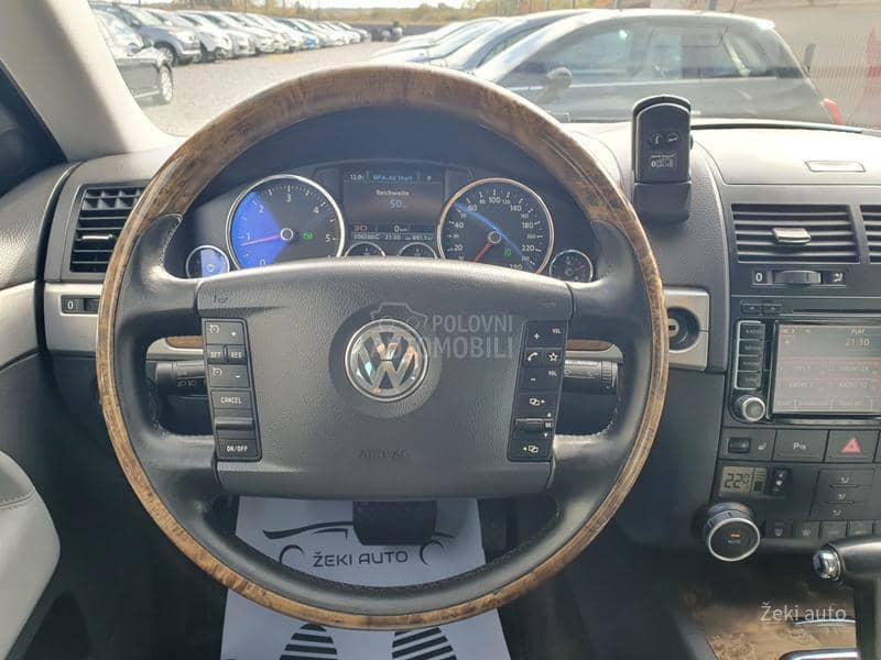 Volkswagen Touareg 3.0TDI INDIVIDUAL CH