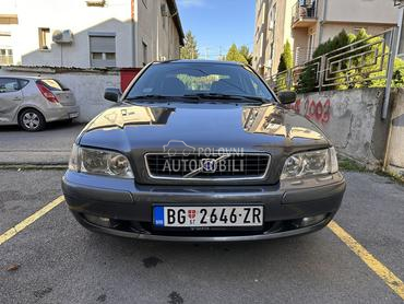 Volvo S40 