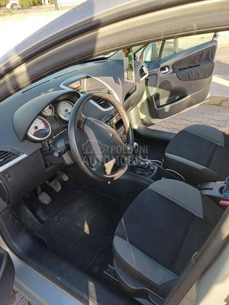 Peugeot 207 sw