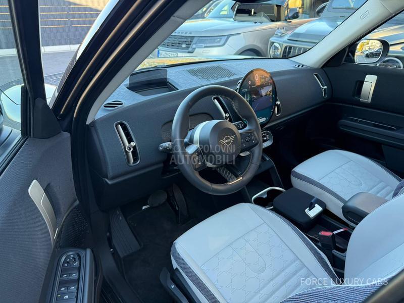 MINI Countryman C