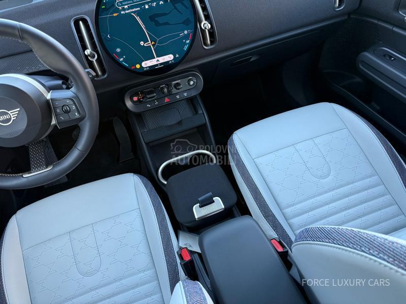 MINI Countryman C