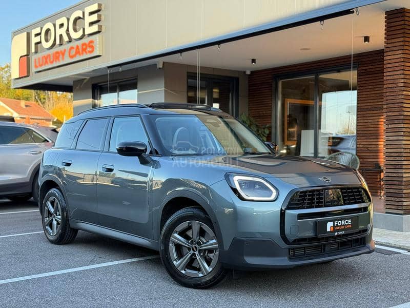 MINI Countryman C