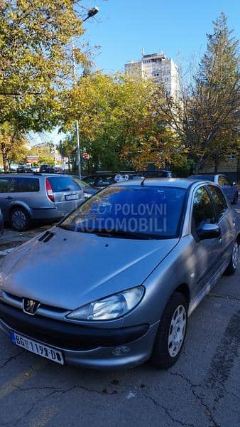 Peugeot 206  Peugeot 206