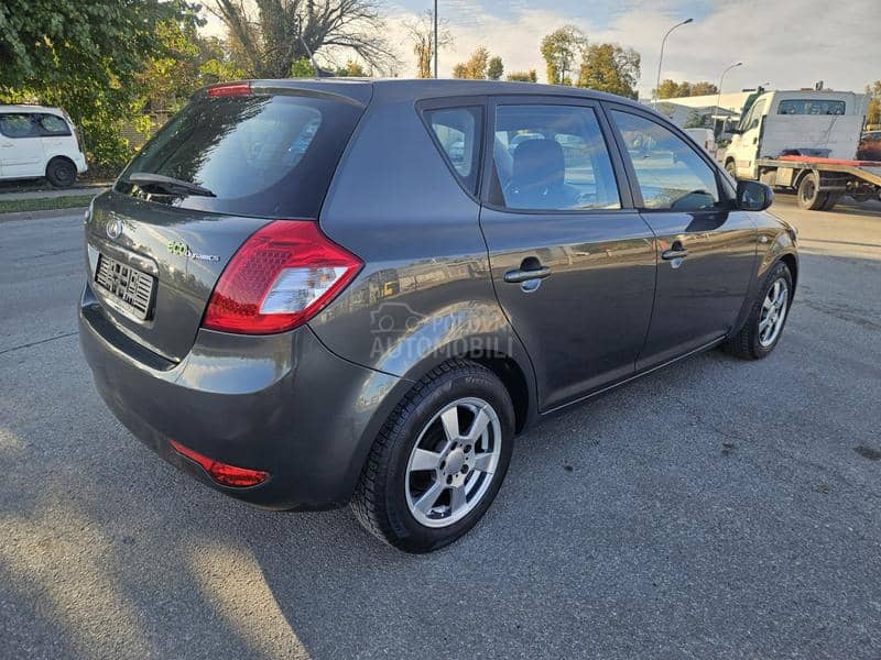 Kia cee`d 1.6 D
