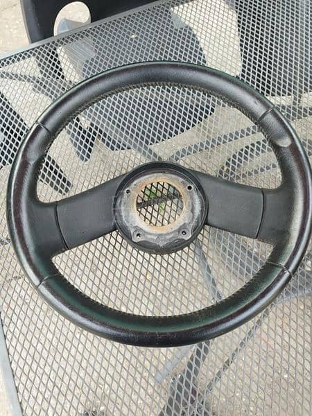 Volan za C4 prve generacije