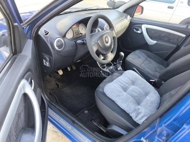 Dacia Sandero 1.2 16v b e.n z Dacia Sandero 1.2 16v b e.n z