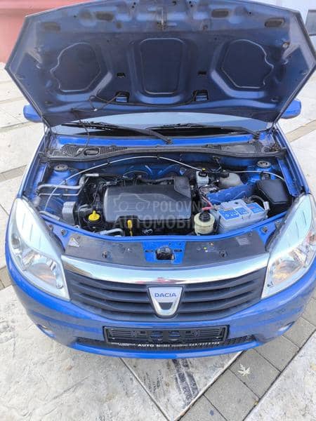 Dacia Sandero 1.2 16v b e.n z Dacia Sandero 1.2 16v b e.n z