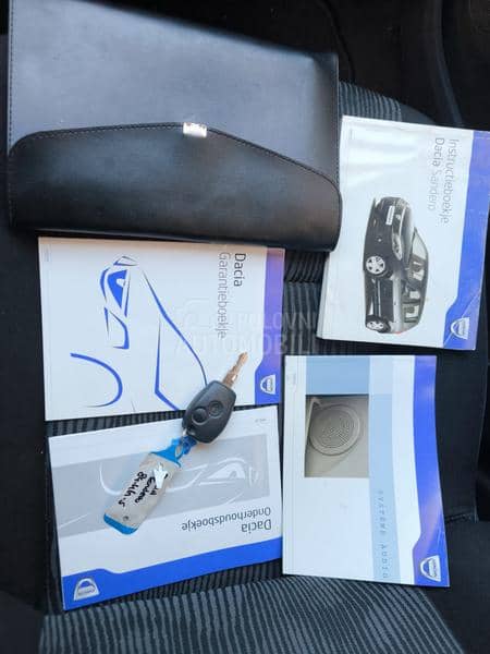 Dacia Sandero 1.2 16v b e.n z Dacia Sandero 1.2 16v b e.n z