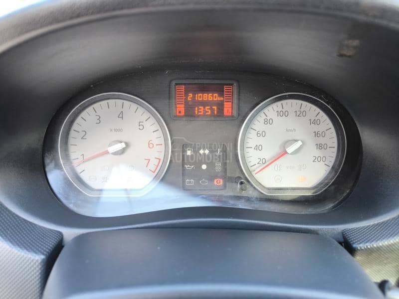 Dacia Sandero 1.2 16v b e.n z Dacia Sandero 1.2 16v b e.n z