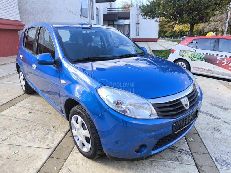 Dacia Sandero 1.2 16v b e.n z Dacia Sandero 1.2 16v b e.n z