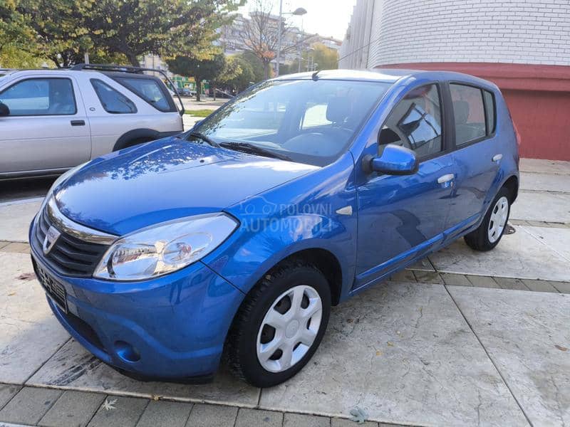 Dacia Sandero 1.2 16v b e.n z Dacia Sandero 1.2 16v b e.n z