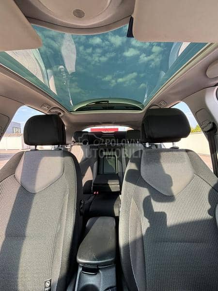 Peugeot 308 1.6HDI NAV-PANO