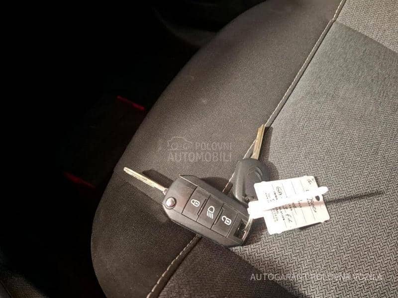 Citroen C4 1.2  LIVE PACK