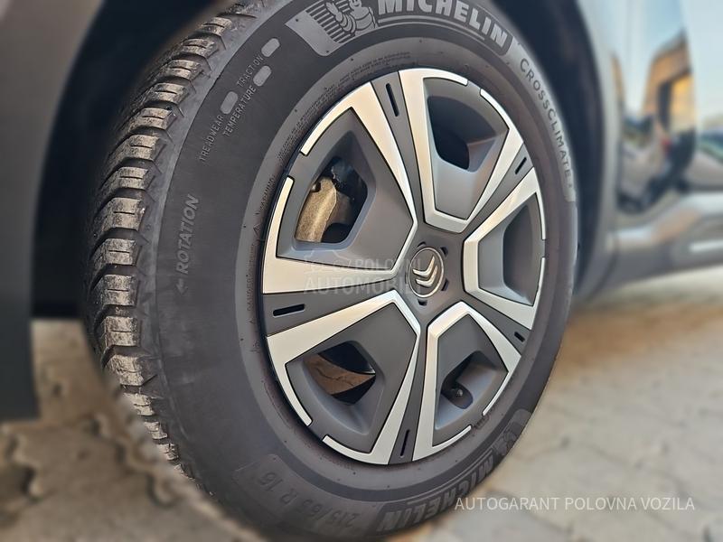 Citroen C4 1.2  LIVE PACK