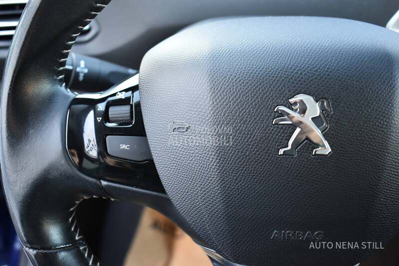 Peugeot 308 Allure 1.2 MT