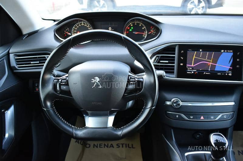 Peugeot 308 Allure 1.2 MT