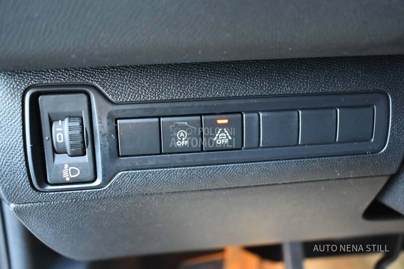 Peugeot 308 Allure 1.2 MT