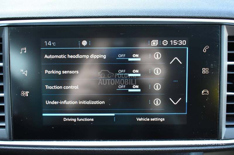 Peugeot 308 Allure 1.2 MT