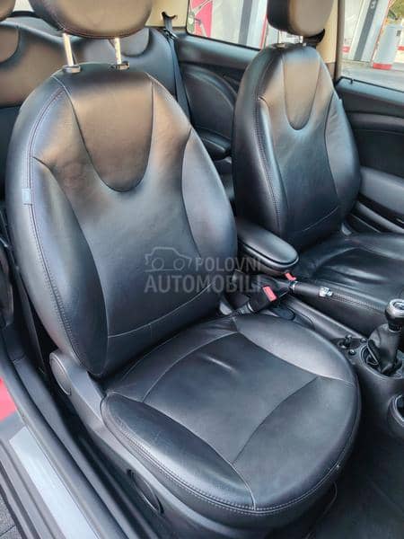 MINI One xen,leder,pano,nav