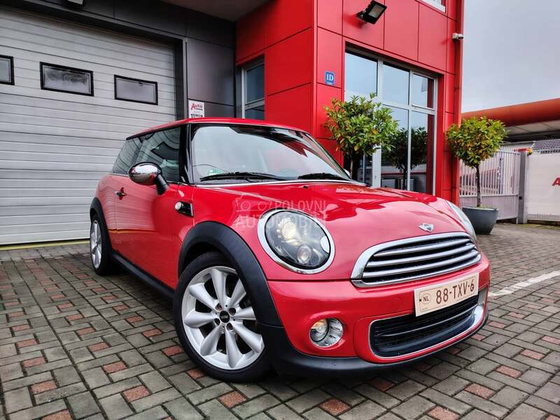 MINI One xen,leder,pano,nav