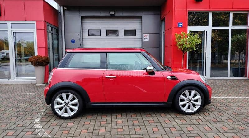 MINI One xen,leder,pano,nav