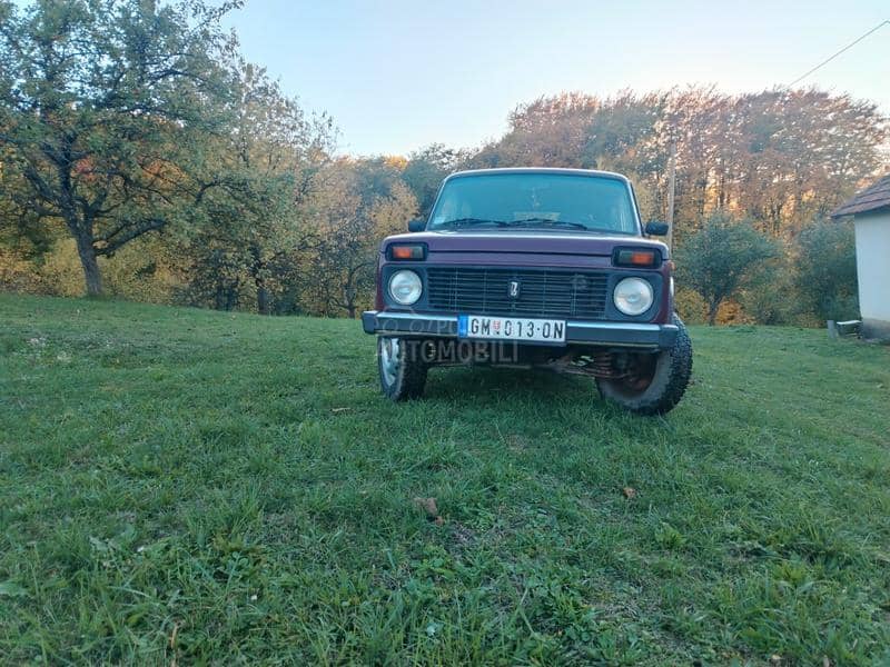 Lada Niva 