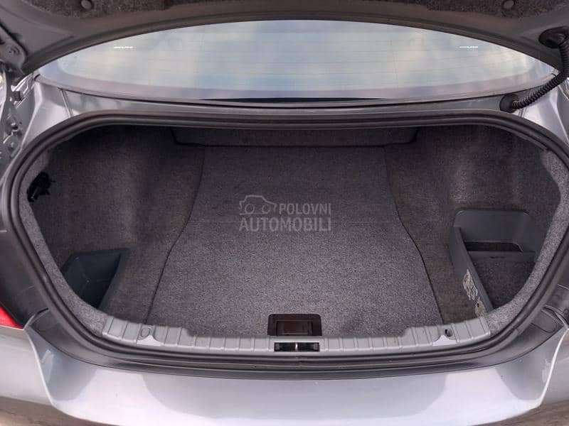 BMW 320d SPORT-EDITION