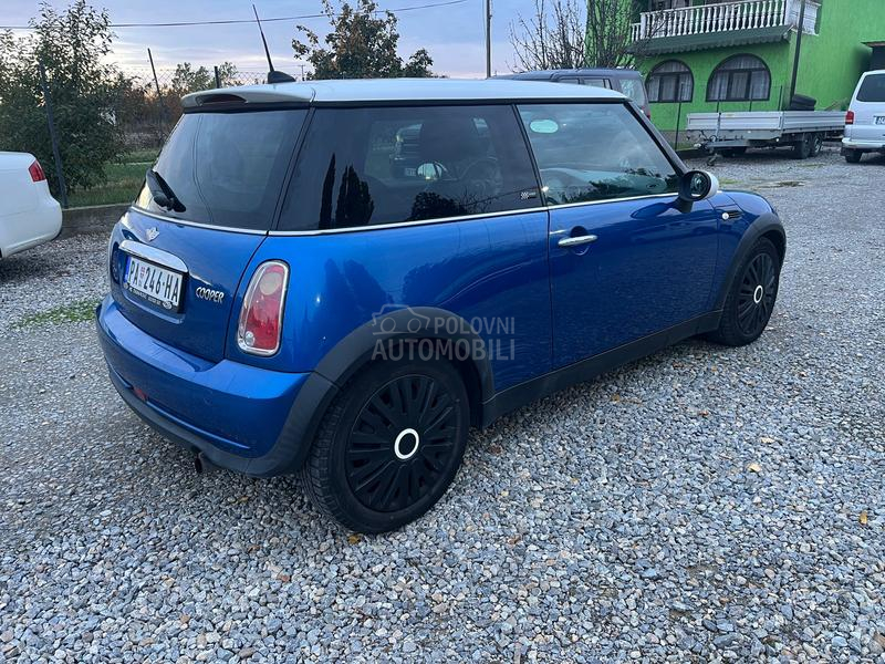 MINI Cooper 
