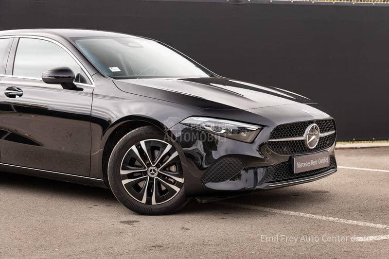 Mercedes Benz A 180 Sedan