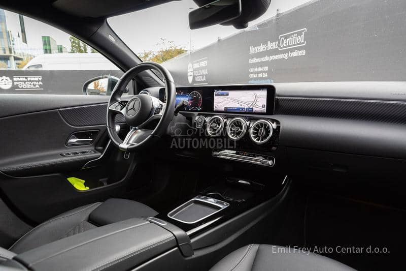 Mercedes Benz A 180 Sedan