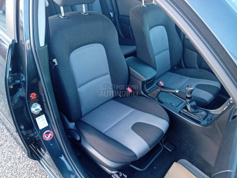 Mazda 3 1.6 hdi