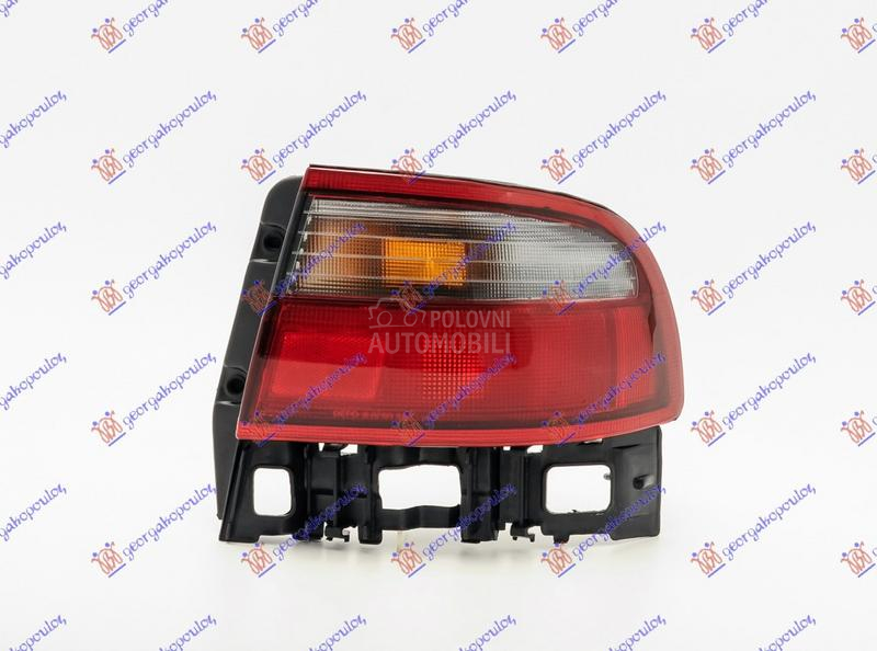 STOP LAMPA (BELA) (SEDAN) (JAP