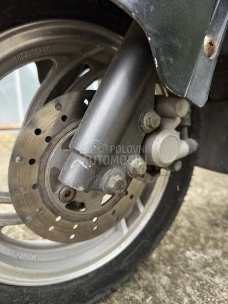 Sprint Hong Yi sport