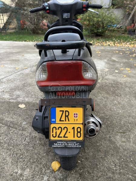 Sprint Hong Yi sport