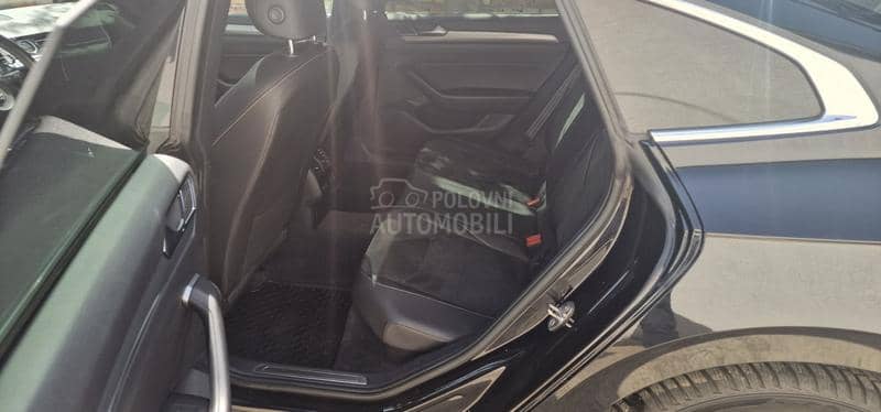 Volkswagen Arteon 2.0 TSI R line