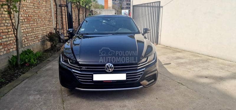 Volkswagen Arteon 2.0 TSI R line
