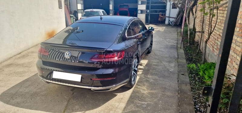 Volkswagen Arteon 2.0 TSI R line