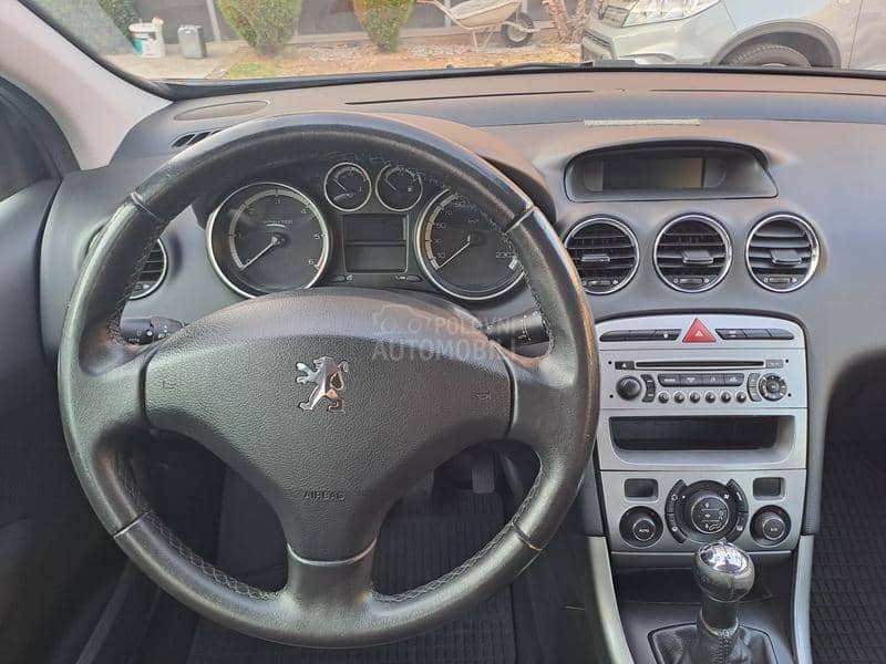 Peugeot 308 1.6 hdi  PREMIUM