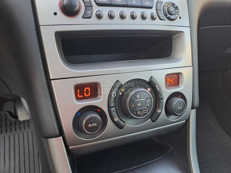 Peugeot 308 1.6 hdi  PREMIUM