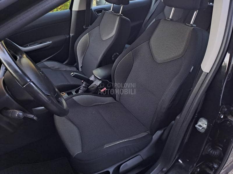 Peugeot 308 1.6 hdi  PREMIUM
