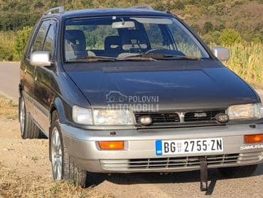 Mitsubishi Space Wagon GLXi