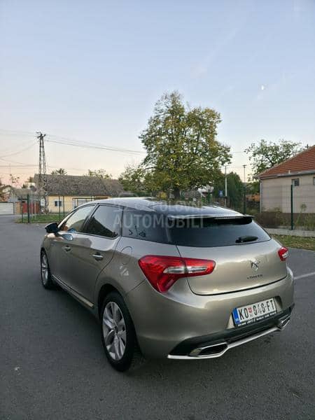 Citroen DS5 