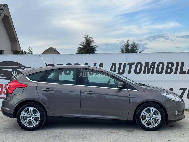 Ford Focus TITANIUM