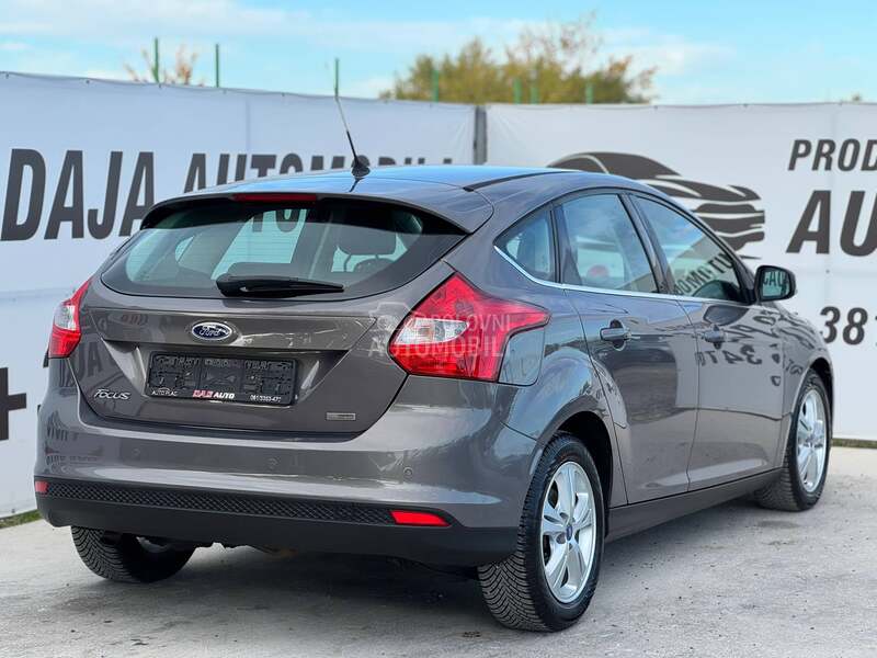 Ford Focus TITANIUM