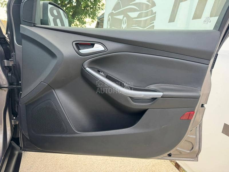Ford Focus TITANIUM